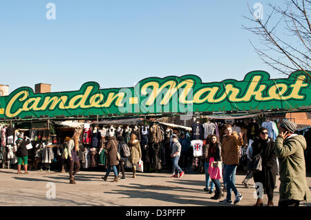 Marché de Camden, Camden High Street, Camden Town, NW1, London, UK Banque D'Images