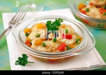 Lotte aux légumes et curry. Recette disponible. Banque D'Images