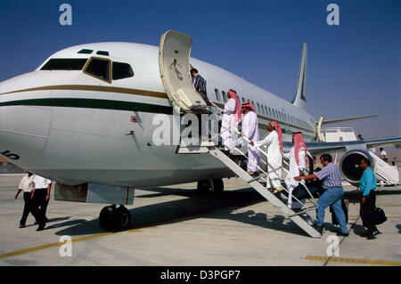 Le conseil d'employés de Saudi Aramco Saudi Aramco, compagnie 737 avion à l'aéroport de Shaybah Banque D'Images