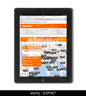 Le site web easyjet.com vu sur une 4ème génération d'Apple iPad tablet computer Banque D'Images