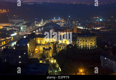 Château de Durham et ville la nuit, de la ville de Durham, Durham County Banque D'Images