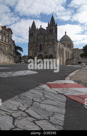 Jusqu'à la colline en direction de la cathédrale de Nantes, France Banque D'Images