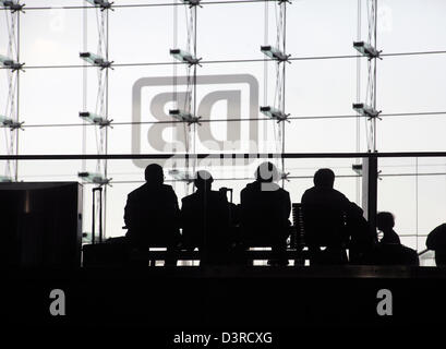 Berlin, Allemagne, les visiteurs de la gare principale de Berlin Banque D'Images