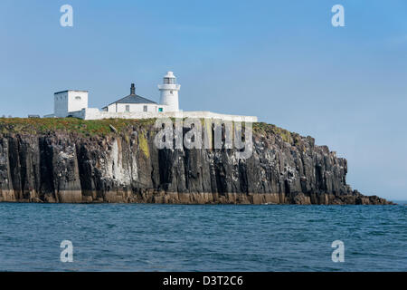 Le phare sur les iles Farne Banque D'Images