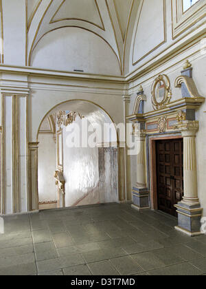 L'architecture baroque magnifique hall d'escalier rempli de lumière du Musée des Cultures de Oaxaca l'ancien monastère Santo Domingo Oaxaca Mexique Banque D'Images