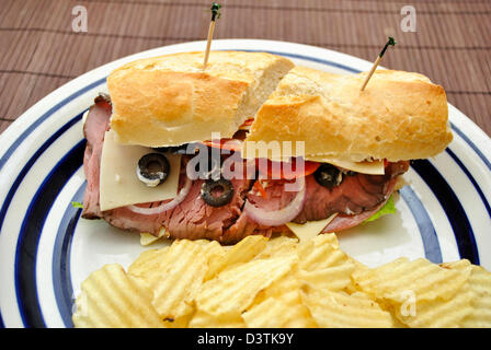 La viande et servis avec frites Sandwich Banque D'Images