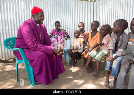 BOR, au Soudan du Sud, 19 Novembre 2012 : l'Archevêque Daniel Deng, de l'Église épiscopale du Soudan l'International Care Centre Banque D'Images