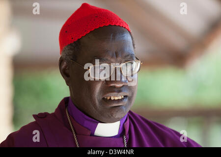 BOR, au Soudan du Sud, 19 Novembre 2012 : l'Archevêque Daniel Deng, de l'Église épiscopale du Soudan. Banque D'Images