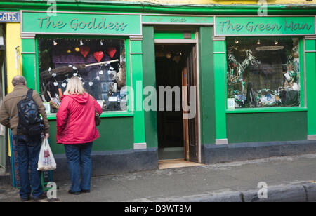 La déesse et l'homme vert shop, Glastonbury, Somerset, Angleterre Banque D'Images