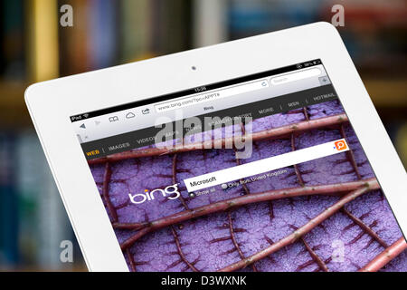 Bing Search sur un iPad 4e génération Banque D'Images