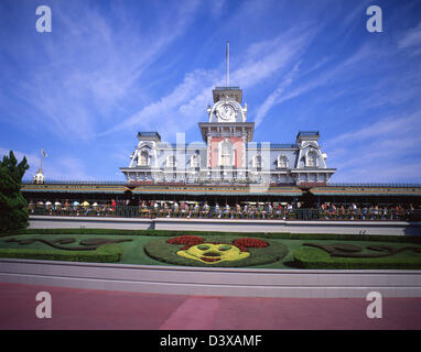 Entrée de la gare de Magic Kingdom à Walt Disney World Resort, Orange County, Orlando, Floride, États-Unis d'Amérique Banque D'Images