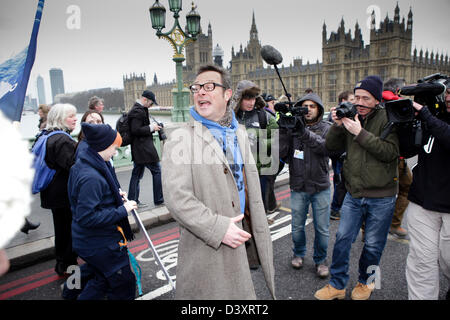 Au cours de la Hugh Fearnley-Whittingstall Marine Conservation Society mars pour souligner la nécessité de zones marines protégées. Westminster. Londres. United Kingdom. Banque D'Images