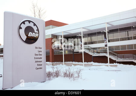 Bombardier Inc. est une multinationale canadienne de l'aéronautique, du transport, de l'entreprise fondée par Joseph-Aarmand Bombardier. Banque D'Images