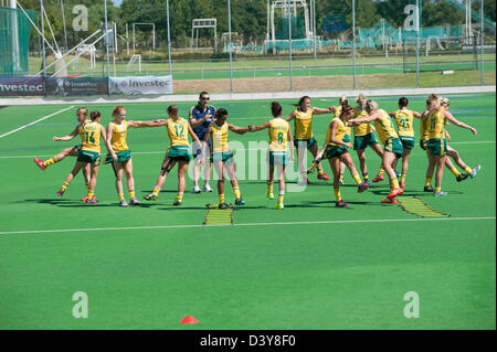 L'équipe de hockey de l'Afrique du Sud Chers session de formation avant leur match avec l'Angleterre à Hartleyvale stadium Cape Town Février 2013 Banque D'Images