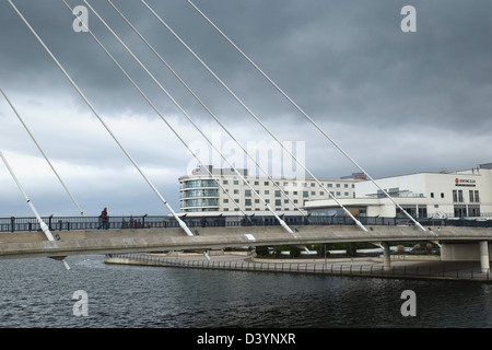 Marine Way Bridge et Ramada Hotel, Southport, Merseyside, Angleterre, Grande-Bretagne Banque D'Images