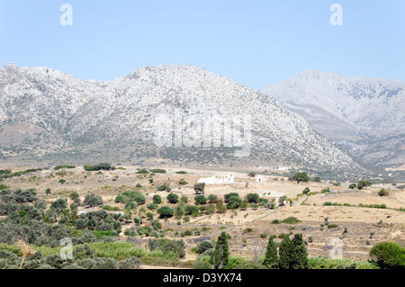 Naxos. La Grèce. Partiellement restauré le 6e siècle avant J.-C. Temple de Demeter situé près de la ville d'Ano Sangri sur l'île de Naxos. Banque D'Images