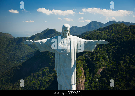 Statue du Christ Rédempteur sur la montagne du Corcovado, Rio de Janeiro, Brésil Banque D'Images