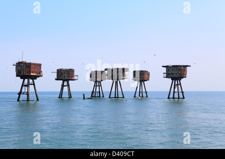 Forts de guerre de sable rouge dans Thames Estuary England UK GO Banque D'Images