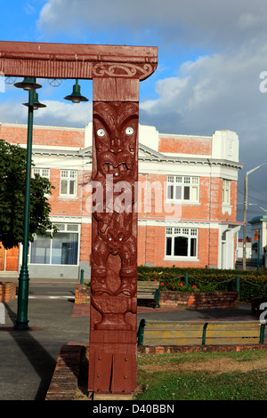 Sculpture Maori en public plaza à Marton. Banque D'Images