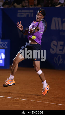 Acapulco, Mexique. 27 février 2013. Tennis Open du Mexique 2013, Rafael Nadal d'Espagne avance après avoir battu Martin Alund de l'Argentine avec un score de 6-0, 6-4. Credit : Mauricio Paiz / Alamy Live News Banque D'Images