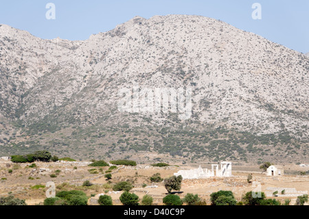 Naxos. La Grèce. Partiellement restauré le 6e siècle avant J.-C. Temple de Demeter situé près de la ville d'Ano Sangri sur l'île de Naxos. Banque D'Images