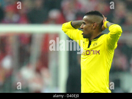 Munich, Allemagne. 27 février 2013. Le Dortmund Felipe Santana a l'air déçu après Borussia Dortmund perd la DFB match de football 0-1 contre le FC Bayern Munich à Munich. Photo : Marc Mueller/dpa/Alamy Live News Banque D'Images