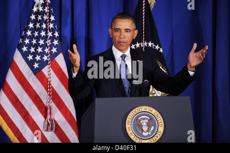 Washington DC, USA. 27 février 2013. Le président des États-Unis Barack Obama parle lors de l'entreprise dîner du Conseil le 27 février 2013, à l'hôtel Park Hyatt à Washington, DC. .Crédit : Olivier Douliery / Piscine via CNP/Alamy Live News Banque D'Images