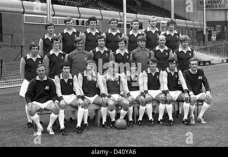 Équipe de football Aston Villa 1970 équipe David Rudge, Barry Lynch, Charles Aitken, George Curtis, Keith Bradley, David Simmons, Brian Godfrey. (Centre/G-D) Lionel Martin, Fred Turnbull, John Dunn, Lawson Chatterley, Brian Rowan, John Phillips, Andy Lochhead, Neil Rioch, (Front/G-D) Ron Wylie, Patrick McMahon, John Wright, Ian Hamilton, Willie Anderson, Bruce Rioch, Brian Tiler, Vic Crowe Banque D'Images