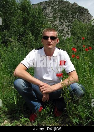 Portrait d'un homme en vacances lors d'un voyage en France Banque D'Images