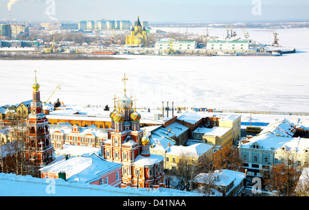 La perspective de la cathédrale et l'Église Stroganov Russie Nizhny Novgorod Banque D'Images