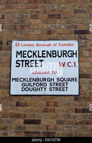 London Borough of Camden Street enseigne de rue mecklenburgh, finsbury, Londres, Angleterre. Banque D'Images