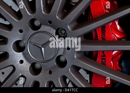 Moyeu de roue sur la Mercedes C63 AMG, Silverstone, Angleterre, RU Banque D'Images