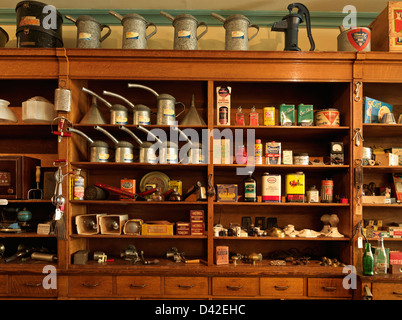 Canada,Quebec,Anse-à-Beaufils, magasin général, un authentique Magasin Général familial créé en 1928 et aujourd'hui un musée. Banque D'Images