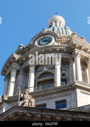 Dôme à l'ancien bâtiment du siège de la Police de New York, 240 Centre Street, NYC Banque D'Images