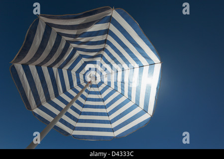 Santa Margherita di Pula, Italie, parasol Banque D'Images