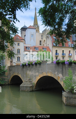 Pont sur la Moselle à Metz, France Banque D'Images