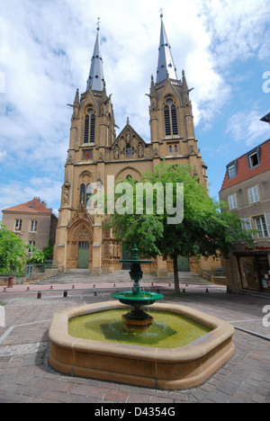 L'église Saint Martin à la place Jeanne d'Arc à Metz, France Banque D'Images