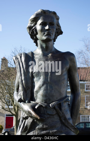 Statue du célèbre Mariner le capitaine James Cook en jeune homme à grande Ayton Yorkshire du Nord où il est allé à l'école Banque D'Images