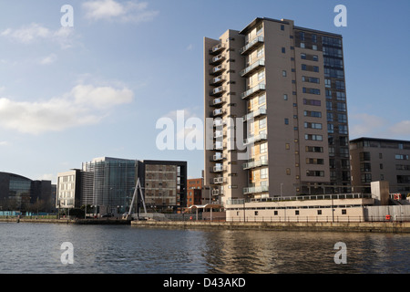 Le Celestia Modern Tower block de logements d'appartements dans Cardiff Bay Wales UK Cardiff docks bâtiments résidentiels de développement Banque D'Images