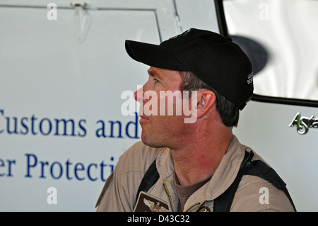 Agent d'interdiction aérienne à EAA AirVenture Banque D'Images