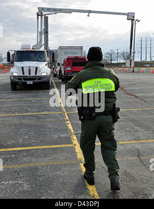 U.S. Customs and Border Protection procède à l'analyse du fret si l'utilisation de techniques d'inspection non intrusive Banque D'Images