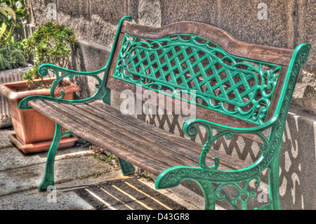 Banc en bois et métal rétro Banque D'Images