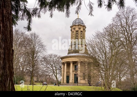 Saltaire United Église réformée a été construit par Sir Titus Salt en 1859. Banque D'Images