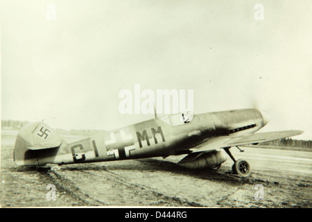 Le Messerschmitt Bf 109F, également connu sous le nom de Emil, était un avion de chasse allemand utilisé pendant la première Guerre mondiale. C'était l'une des variantes les plus réussies du Bf 109, largement utilisé pour le combat aérien. Banque D'Images