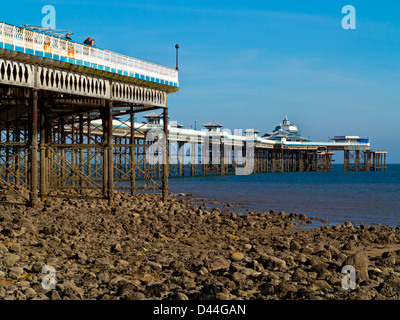 Jetée de Llandudno dans le Nord du Pays de Galles UK construit 1877 et à 700m de la plus longue au Pays de Galles Banque D'Images