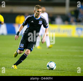 3 mars 2013 : San Jose Earthquakes avant Sam Garza (17) en action au cours de la MLS match entre le Real Salt Lake et les San Jose Earthquakes au Buck Shaw Stadium de Santa Clara, CA. Le Real Salt Lake a battu San Jose 2-0. Banque D'Images