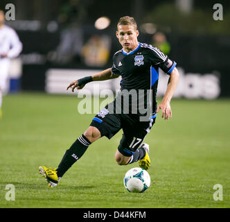 3 mars 2013 : San Jose Earthquakes avant Sam Garza (17) en action au cours de la MLS match entre le Real Salt Lake et les San Jose Earthquakes au Buck Shaw Stadium de Santa Clara, CA. Le Real Salt Lake a battu San Jose 2-0. Banque D'Images