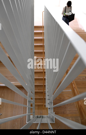 Teikyo University Elementary School, Tokyo, Japon. Architecte : Kengo Kuma, 2012. Banque D'Images