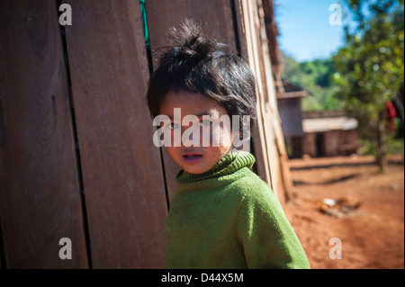 MONDOLKIRI - : les populations autochtones de l'Association pour l'amélioration de la santé IPHIA, Putrou Kroam Village Banque D'Images