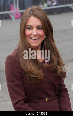 Grimsby, Royaume-Uni. 5 mars 2013. duchesse de Cambridge visite au centre du patrimoine national de la pêche grimsby dans grimsby. crédit : Gary Stafford / alamy live news Banque D'Images